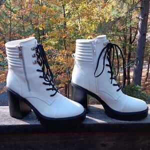 GBG Los Angeles Sheva  E-Girl Boots